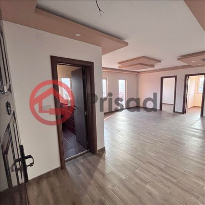 Kaluđerica 53 m2, 2 spavaće sobe,terasa,parking