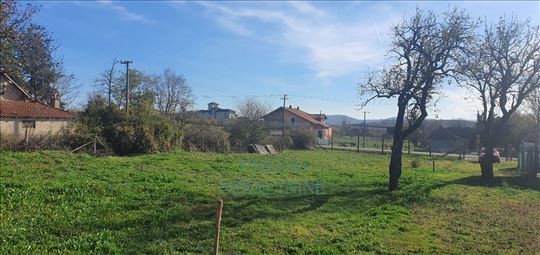 Plac 4,2 ara Rača Kragujevačka - Sepci