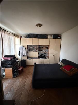 Vrdnik stan, Centar, 56m2