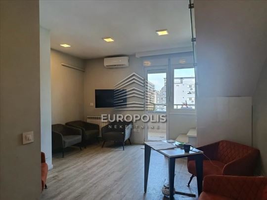 Đeram, duplex 118 m², 5 soba, panoramski pogled ID