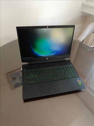 HP Pavilion Gaming laptop Ryzen 7! Prelep
