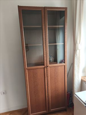 Prodajem polovnu biblioteku/vitrinu