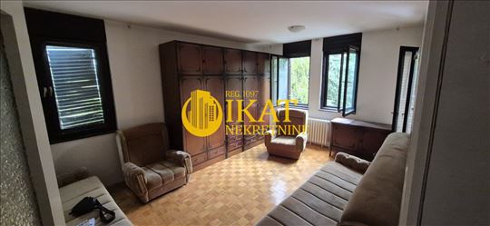 Resnik, jednosoban stan 43m2 sa terasom