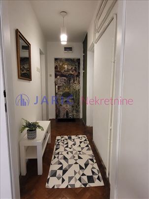  TOP LOKACIJA! Kompletno namešten 50m2.2.0. 