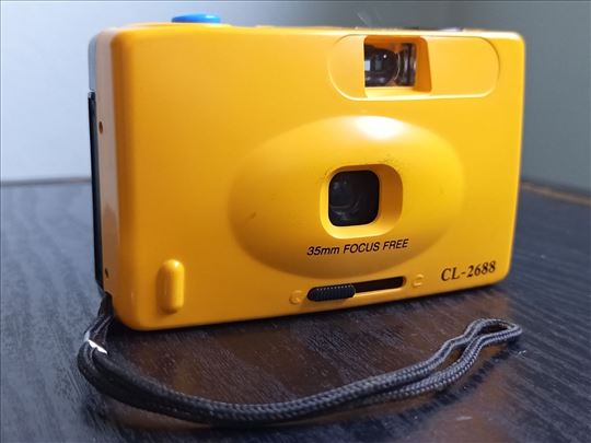 Analogni fotoaparat CL-2688