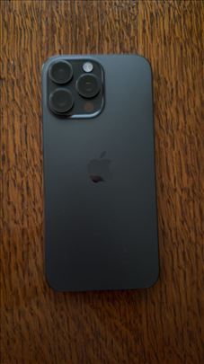 Na prodaju iphone 15 pro max 256gb