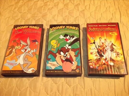 VHS Šašava družina 3 kom.