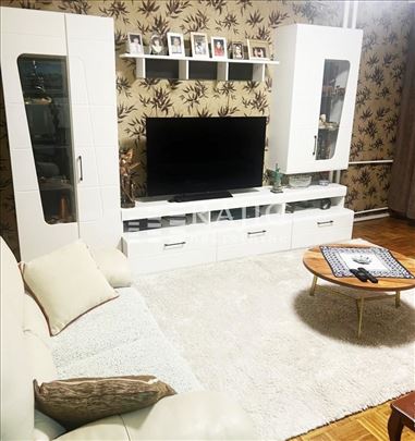 Zemun(Centar)Karađorđeva,90m2,3.0(sa terasama) #45