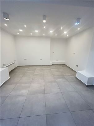Izdavanje. Centar, PP 40m2