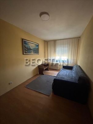 Novi Beograd - Blok 64 immo centar #68536