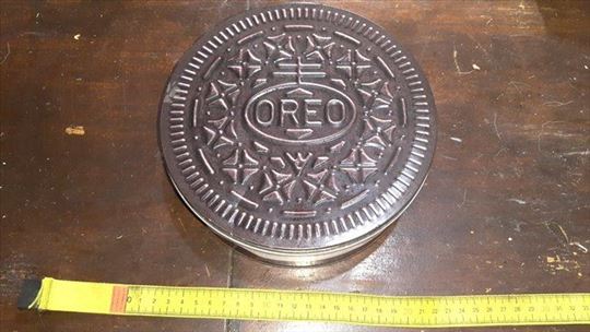 Oreo metalna kutija