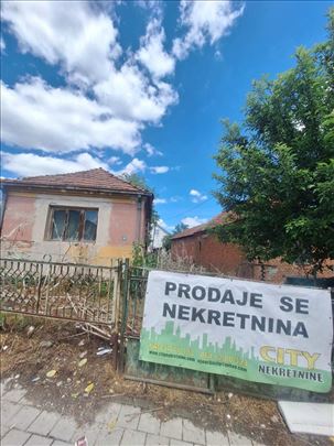 Prodaje se plac u blizini TC Big