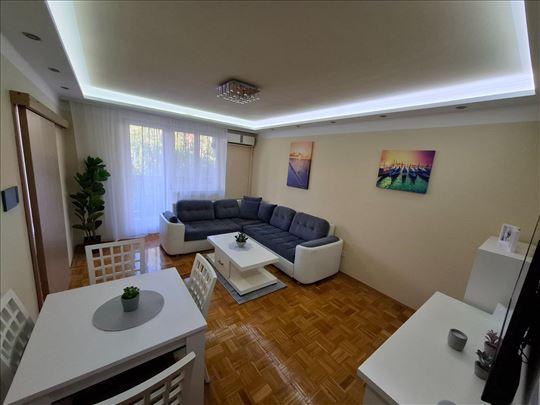 Smart home sistem, prelep, uknjižen