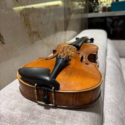 Violina John Betts