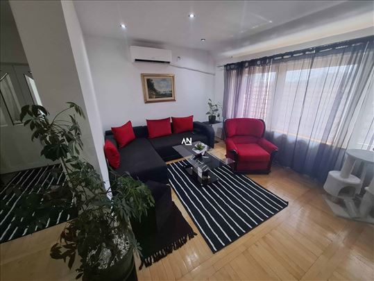 Zemun, Gornji grad, Laze Jovanovića – Porcija, 110