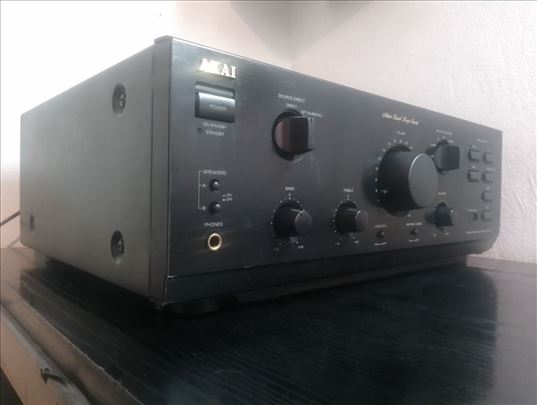 Akai AM-39