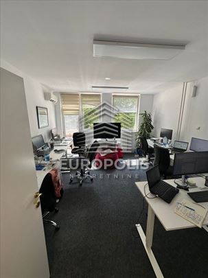 Arena, Blok 29, Bulevar Zorana Đinđića