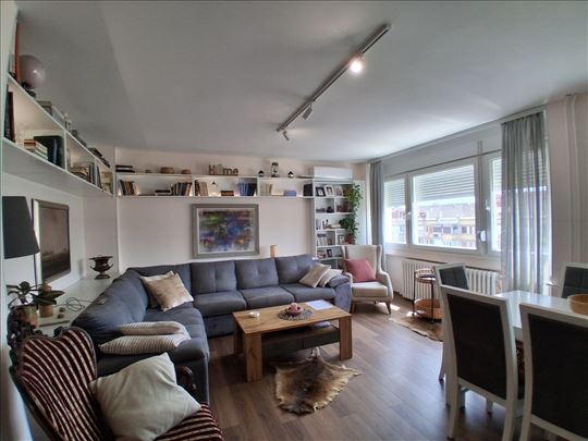 Na prodaju renoviran trosoban stan 76 m² – Bul.Os.