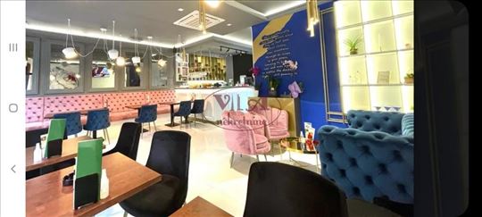 Sremski Karlovci, Centar, Stambeno - poslovni obje