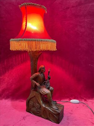 Unikatna lampa