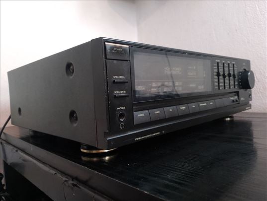 Univerzum V-4695