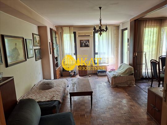Vračar, Metohijska 74,5m2 top lokacija