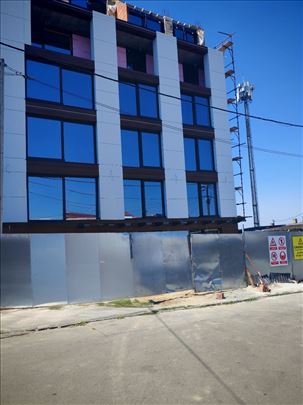 2.0 Dušanovac,Lazara Avramovića, 56m2+25m2 terasa
