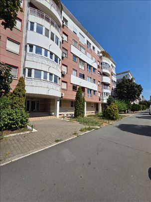 Bežanijska kosa II, uknjižen, odmah useljiv