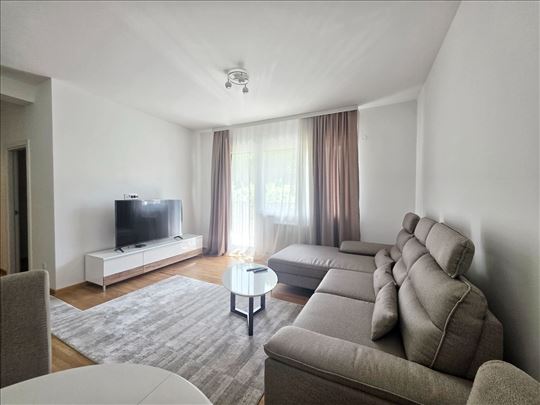 Četvorosoban stan, 80 m2, Bulevar Peke Dapčevića