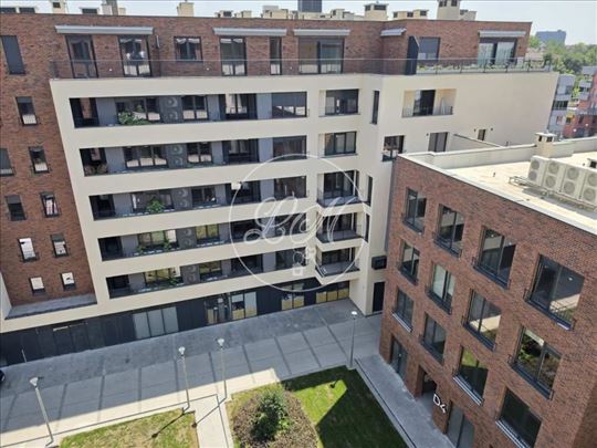 Ekskluzivno, LUX 51, luksuzni penthaus na Bežanijs