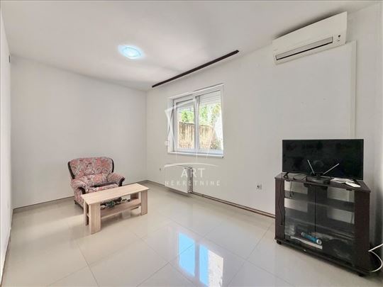 Vukov spomenik, mereno 36 m2 ID#16001