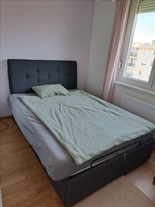 Bračni krevet sa prostorom za odlaganje