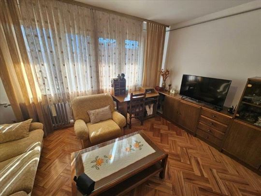 Prodaje se STAN 61 m², ul.Polimska broj 33