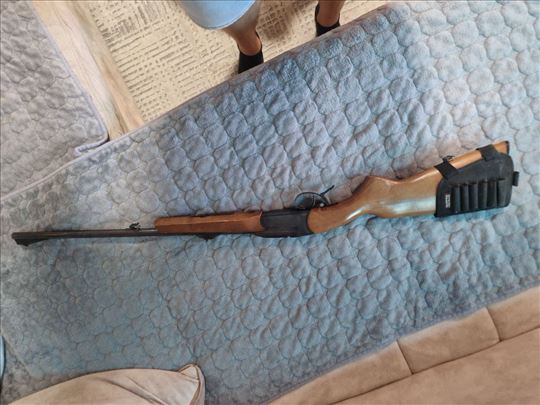 Prodajem Karabin IZ 18 i Hamerles Zastava 12