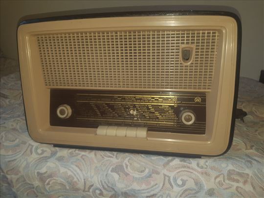 Radio lampaš RR 230c, sa UKT tjunerom