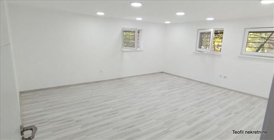 Karaburma- renorviran - za preporuku 42+10 (trem)