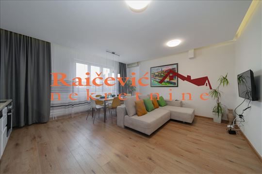 PP kod Ateljea 212, 191 m2 + parking!