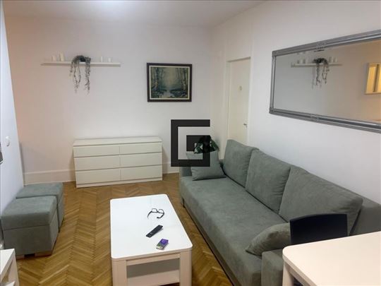 Renoviran 3.0 stan – Beogradska ID#2906