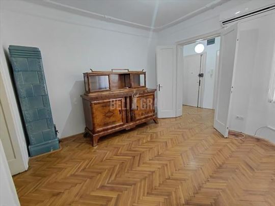 Tašmajdan, Dalmatinska, salonski stan