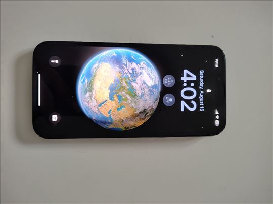 iPhone 16e