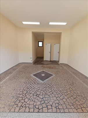 Lokal, Oslobođenja 10a