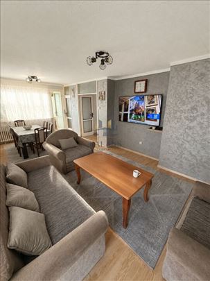 Blok 62 | Odličan 2.5 stan 75 m²–mogućnost adaptac