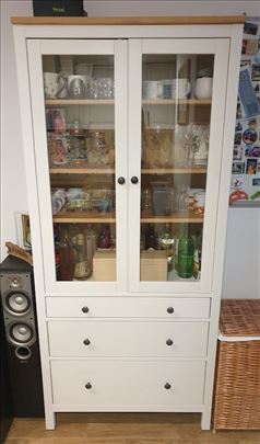 IKEA vitrina sa fiokama