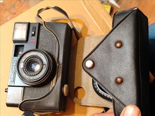 Analogni fotoaparat elikon 35C