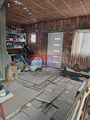 Beograd, Zemun Polje, Stan, 4.0, 100m2