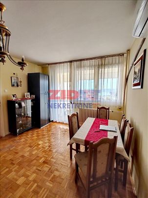 Blok 28, dvosoban, uknjižen sa terasom