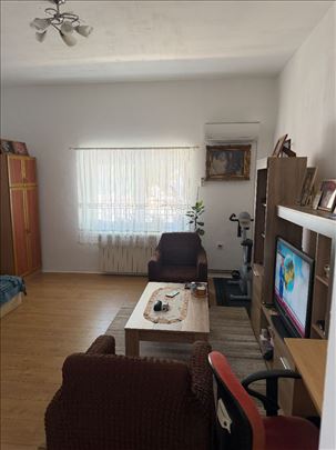 Boljevci, centar , stan 101m2