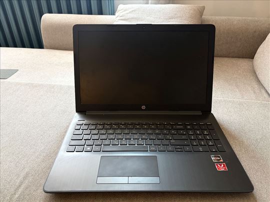 HP 15 (8KU84EA)