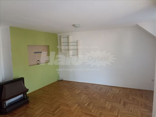 Izdaje se polunamešten stan od 55 m² – Vojvođanska