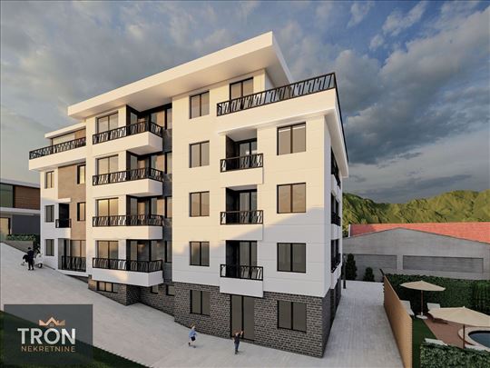 Povoljan trosoban stan 47m2